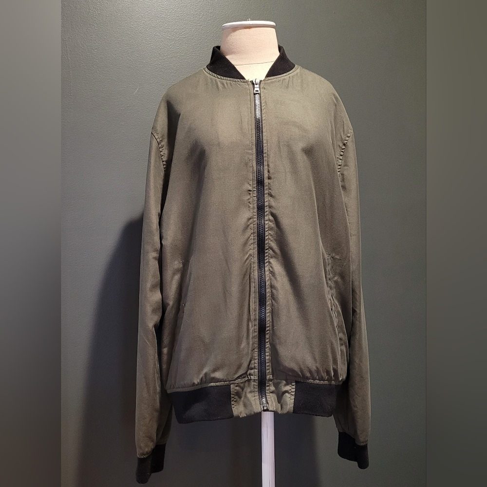 NO RETREAT Olive green, unisex, bomber jacket. Size: L